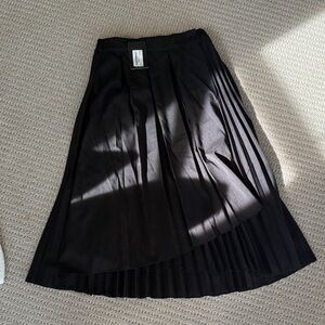 Black Pleated Midi Skirt - Women's